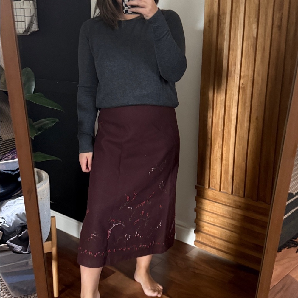 Vintage Banana Republic Midi Wool Maroon Embroidered Lined A line Skirt. 6